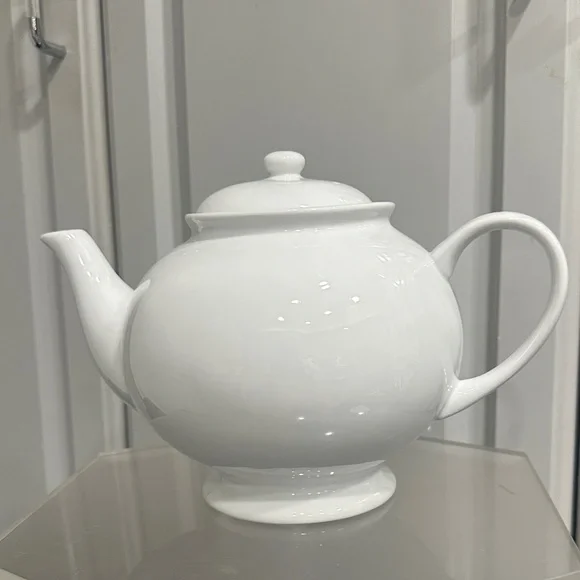 Pottery Barn White Teapot - Picture 2 of 13